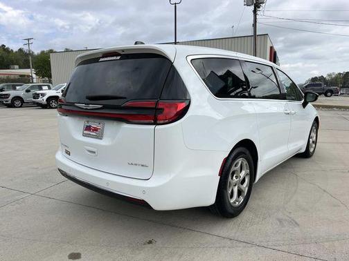 2024 Chrysler Pacifica Limited