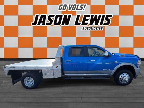 2020 RAM 3500 Laramie Crew Cab 4x4 8' Box