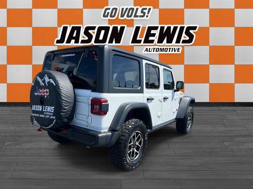 Bright White Clearcoat 2024 Jeep Wrangler Rubicon