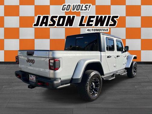 Silver Zynith Clearcoat 2023 Jeep Gladiator Rubicon