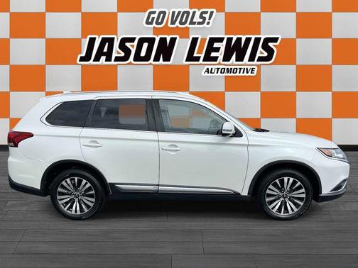 Pearl White 2020 Mitsubishi Outlander SEL
