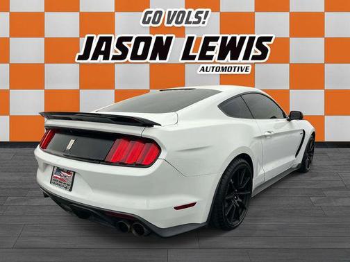 2016 Ford Shelby GT350 Base