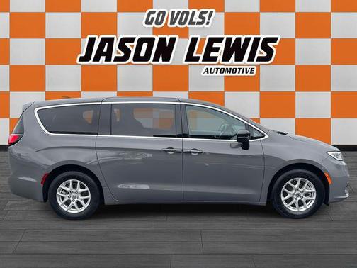 2025 Chrysler Pacifica L