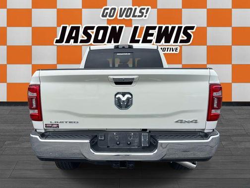 2022 RAM 2500 Limited Crew Cab 4x4 6'4' Box