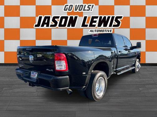Diamond Black 2023 RAM 3500 Big Horn Crew Cab 4x4 8' Box