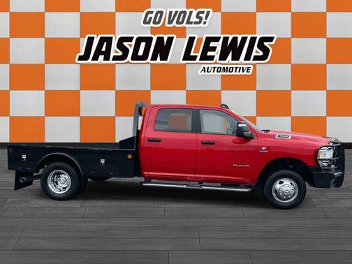 2024 RAM 3500 Big Horn Crew Cab 4x4 8' Box