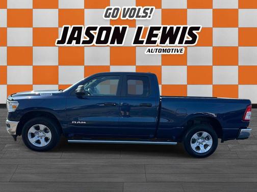 Patriot Blue Pearlcoat 2024 RAM 1500 Big Horn/Lone Star