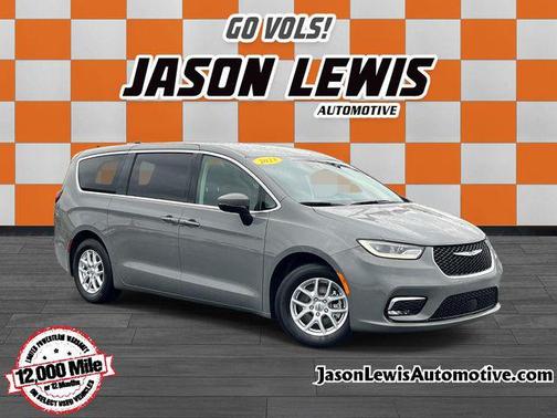 Ceramic Gray Clearcoat 2023 Chrysler Pacifica Touring L
