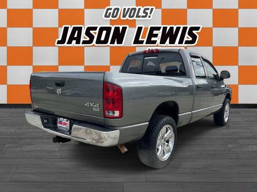 Mineral Gray Clearcoat Metallic 2005 Dodge Ram 1500 SLT Quad Cab