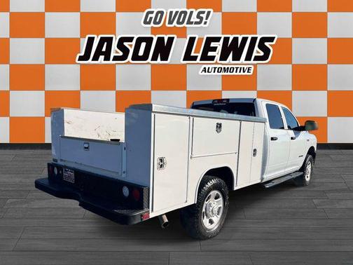 Bright White Clearcoat 2022 RAM 2500 Tradesman Crew Cab 4x4 8' Box