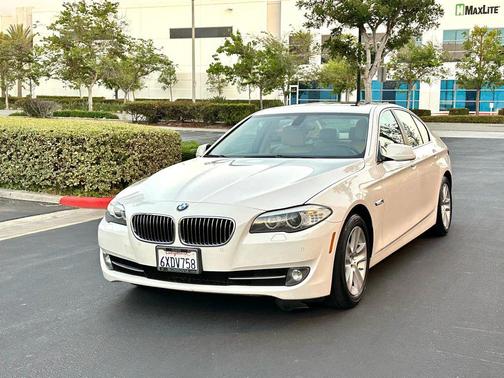 2012 BMW 528 528i Sedan 4D
