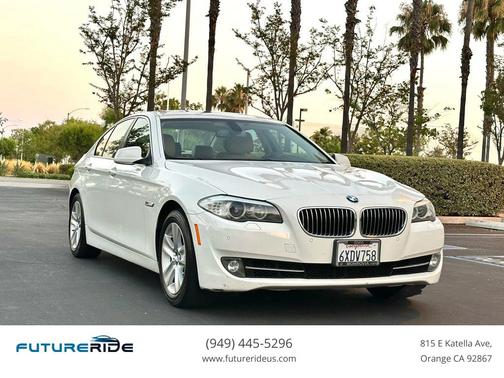 2012 BMW 528 528i Sedan 4D
