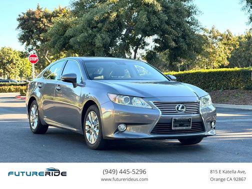2013 Lexus ES 300h Base