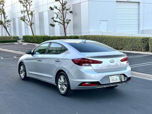 2020 Hyundai ELANTRA Value Edition