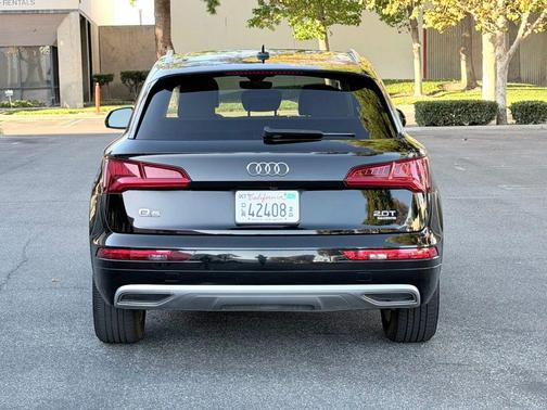 2018 Audi Q5 2.0T Tech Premium