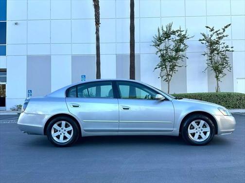 2002 Nissan Altima 2.5 S