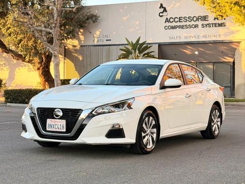 2020 Nissan Altima S FWD