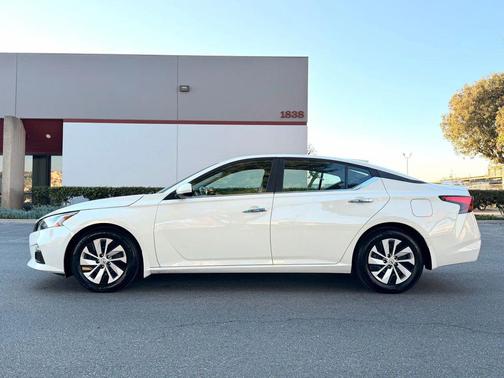 2020 Nissan Altima S FWD