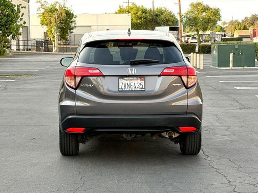 Grey 2016 Honda HR-V EX