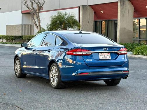 2017 Ford Fusion Energi SE Luxury