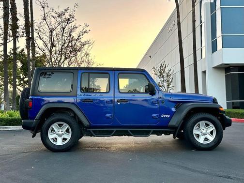 2018 Jeep Wrangler Unlimited Sport