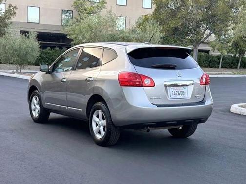 Brilliant Silver Metallic 2013 Nissan Rogue S