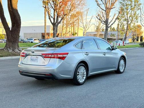 2015 Toyota Avalon Hybrid Limited