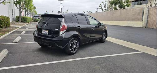 2016 Toyota Prius c One