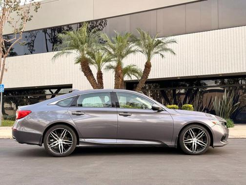 2021 Honda Accord Hybrid Touring