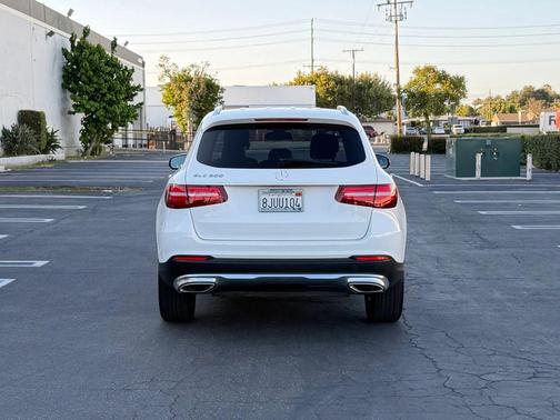 White 2019 Mercedes-Benz GLC 300 Base