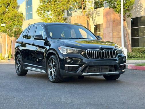 Black 2018 BMW X1 sDrive28i