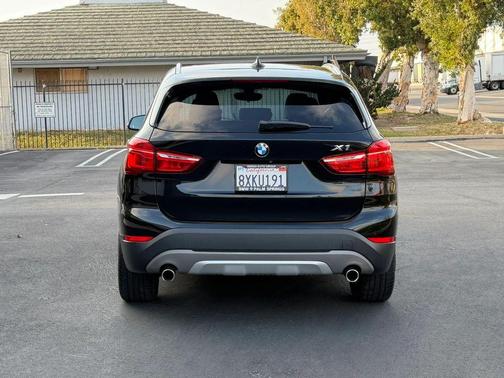 Black 2018 BMW X1 sDrive28i