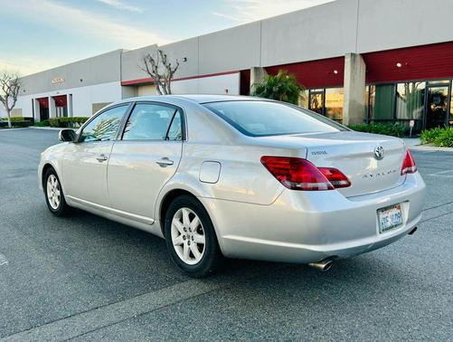 2008 Toyota Avalon XL