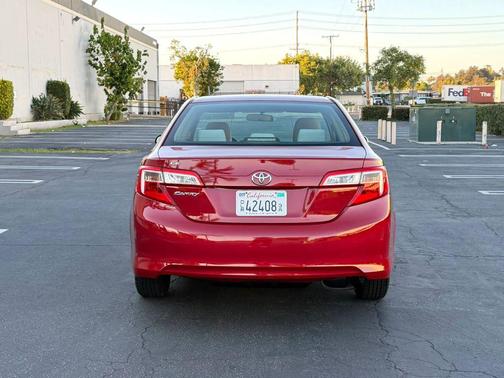Barcelona Red Metallic 2012 Toyota Camry LE
