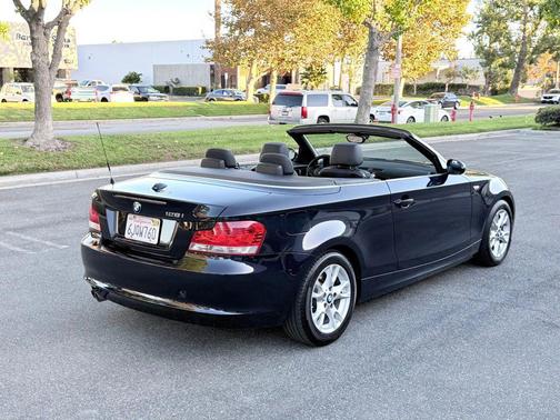 2009 BMW 128 128i Convertible 2D