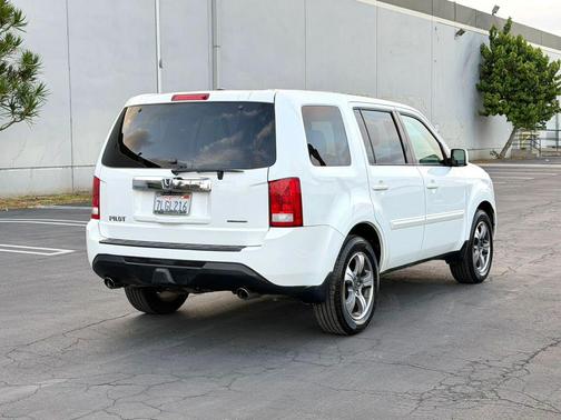Taffeta White 2015 Honda Pilot SE