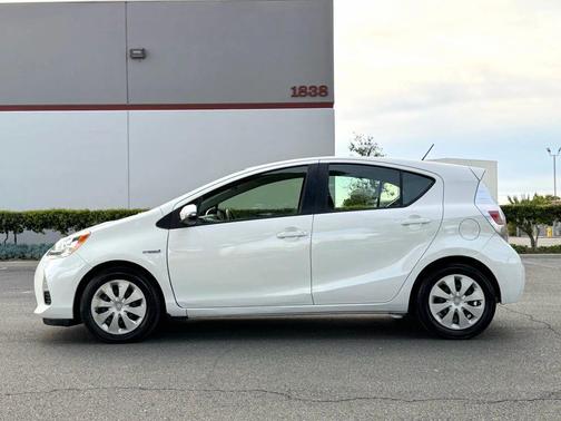 2014 Toyota Prius c One