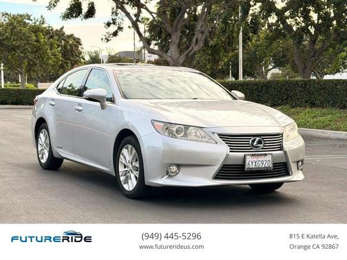 2013 Lexus ES 300h Base
