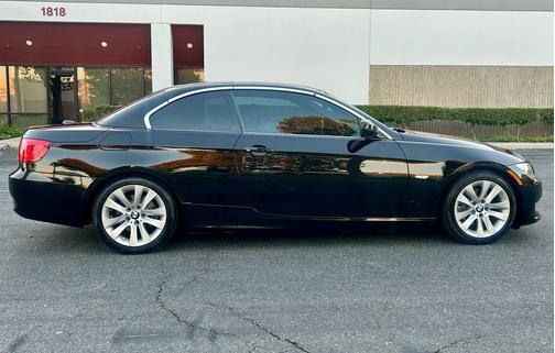 2013 BMW 328 328i Convertible 2D
