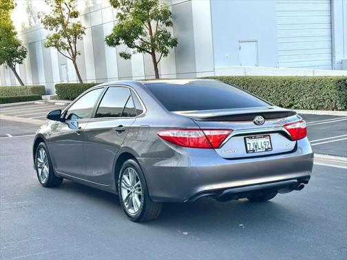 2015 Toyota Camry SE