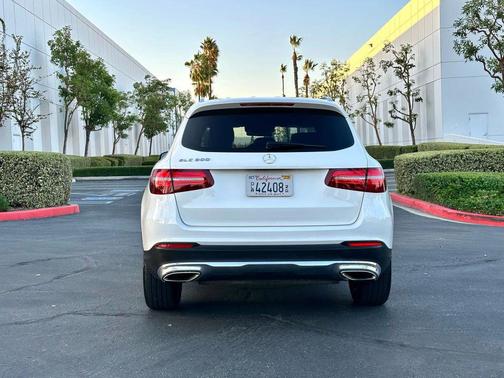 2017 Mercedes-Benz GLC 300 Base