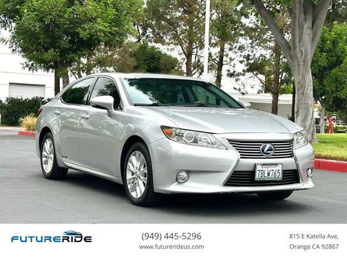 2013 Lexus ES 300h Base