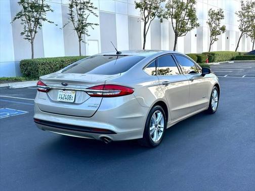 2018 Ford Fusion Hybrid SE