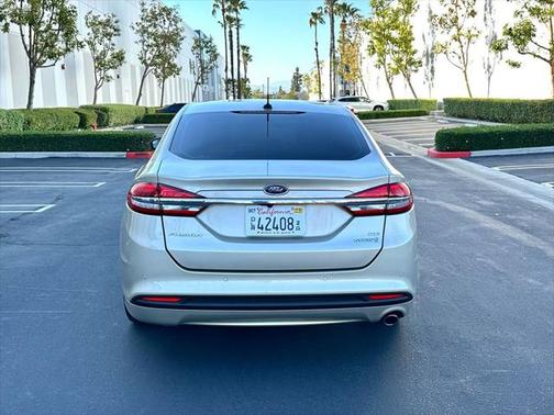 2018 Ford Fusion Hybrid SE