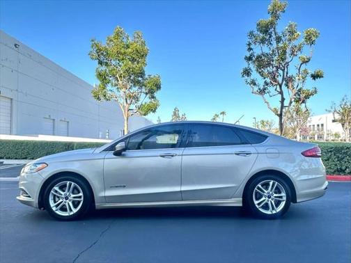 2018 Ford Fusion Hybrid SE