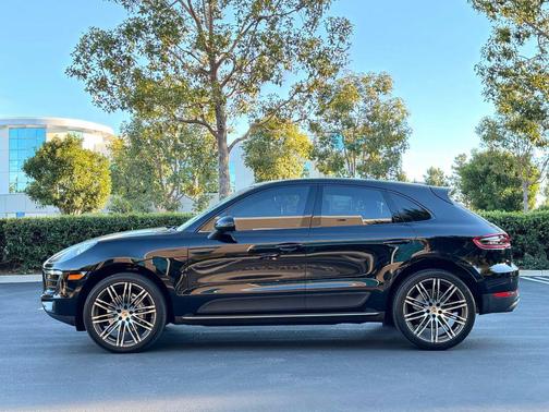 2016 Porsche Macan S