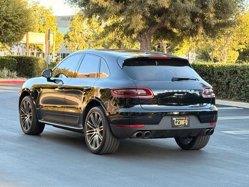 2016 Porsche Macan S