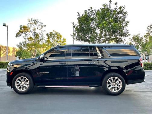 2022 Chevrolet Suburban Premier