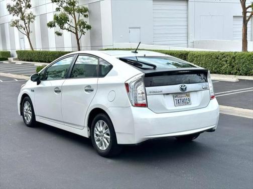 2013 Toyota Prius Plug-in Advanced