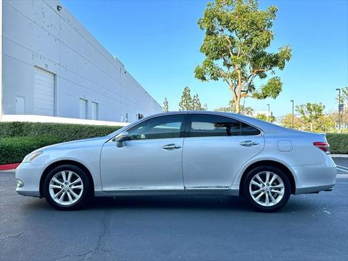 2011 Lexus ES 350 Base